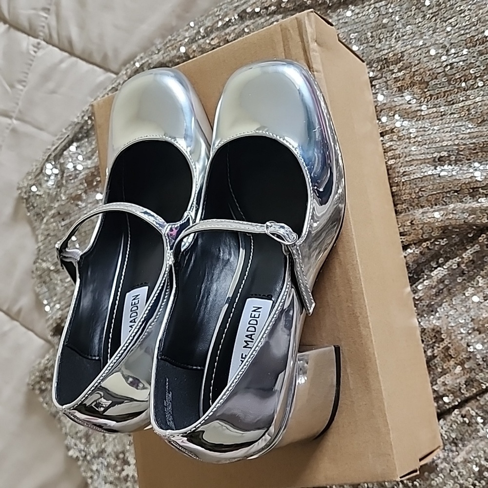 Steve Madden Mary Jane Pump